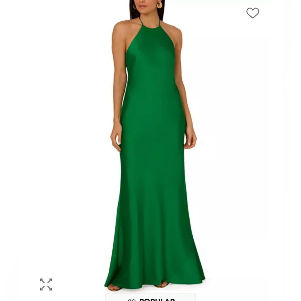 New LIV FOSTER
Sleeveless Satin Gown
Size 6 , color: Verde